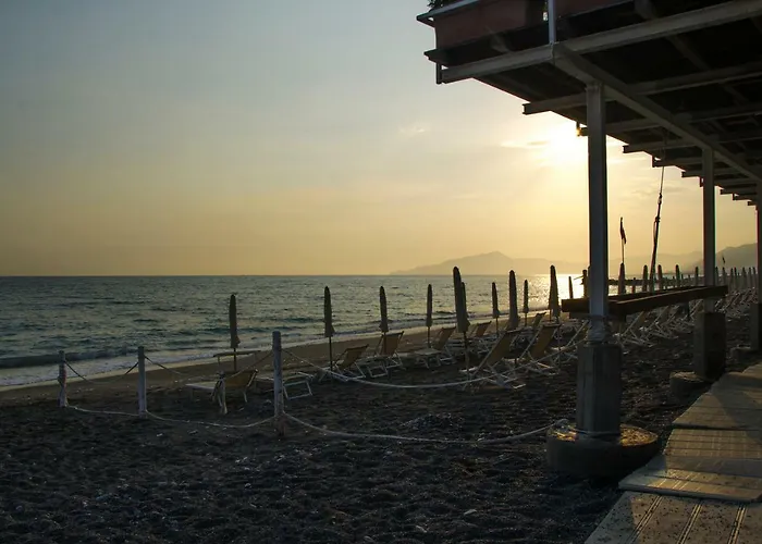 アパート A Casa Di Anna ラヴァーニャ